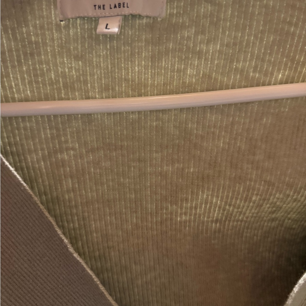 Madison The Label - Elegant Wrap Sweater in Sage Green. BNWOT - Picture 4 of 4